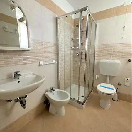 Villaggio Azzurro Μπιμπιόνε