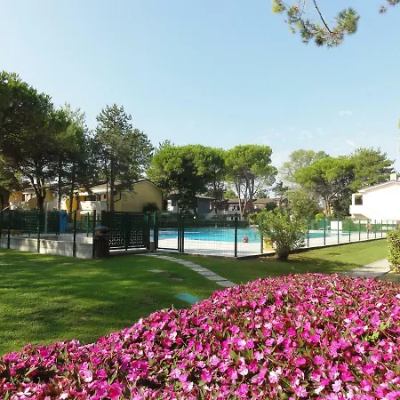 شقة Villaggio Azzurro بيبيوني