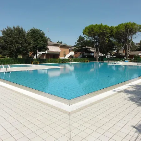 Villaggio Azzurro Бибионе